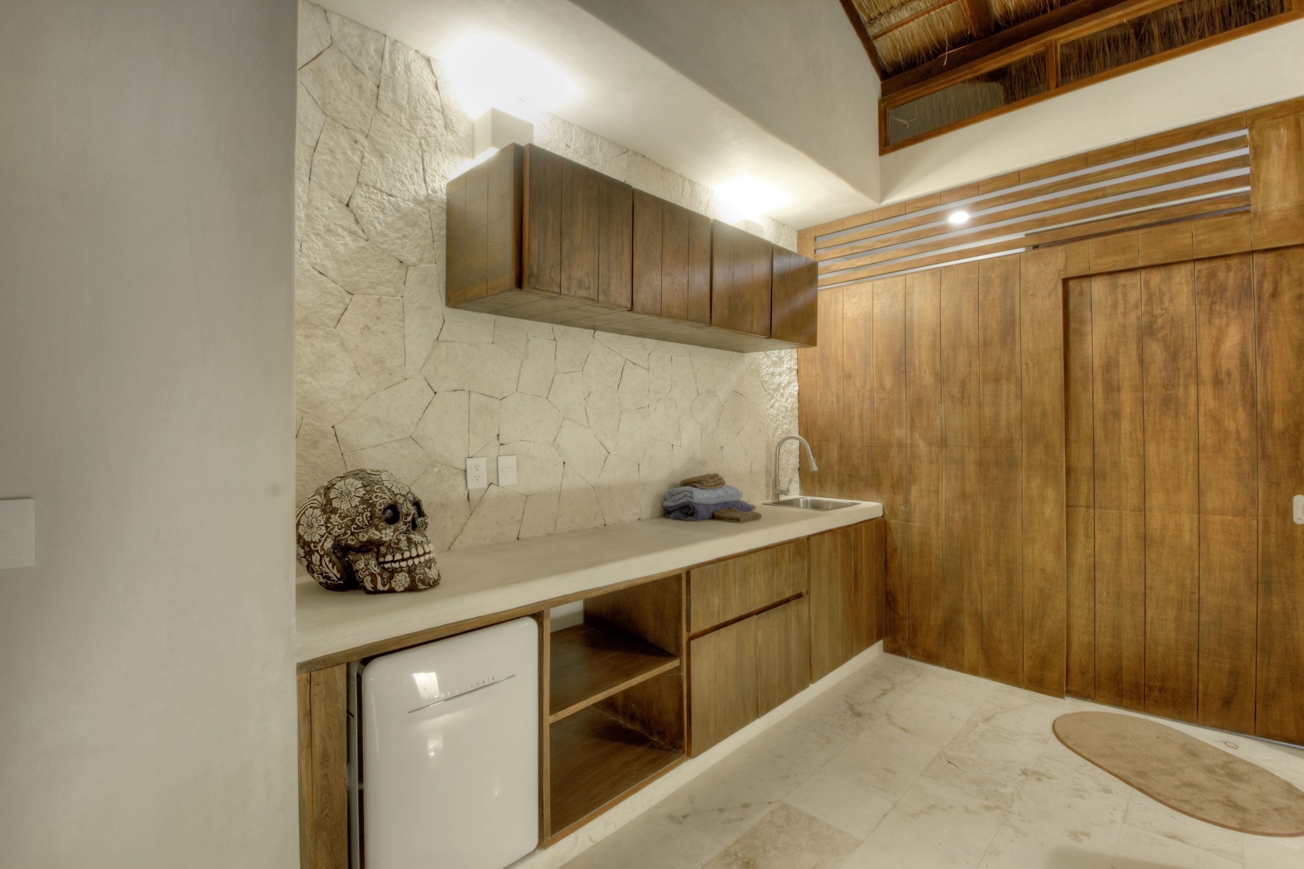p artia condos en venta en tulum barra y frigobar min