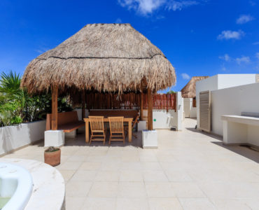 u penthouse en venta en tulum real zama azotea con palapa