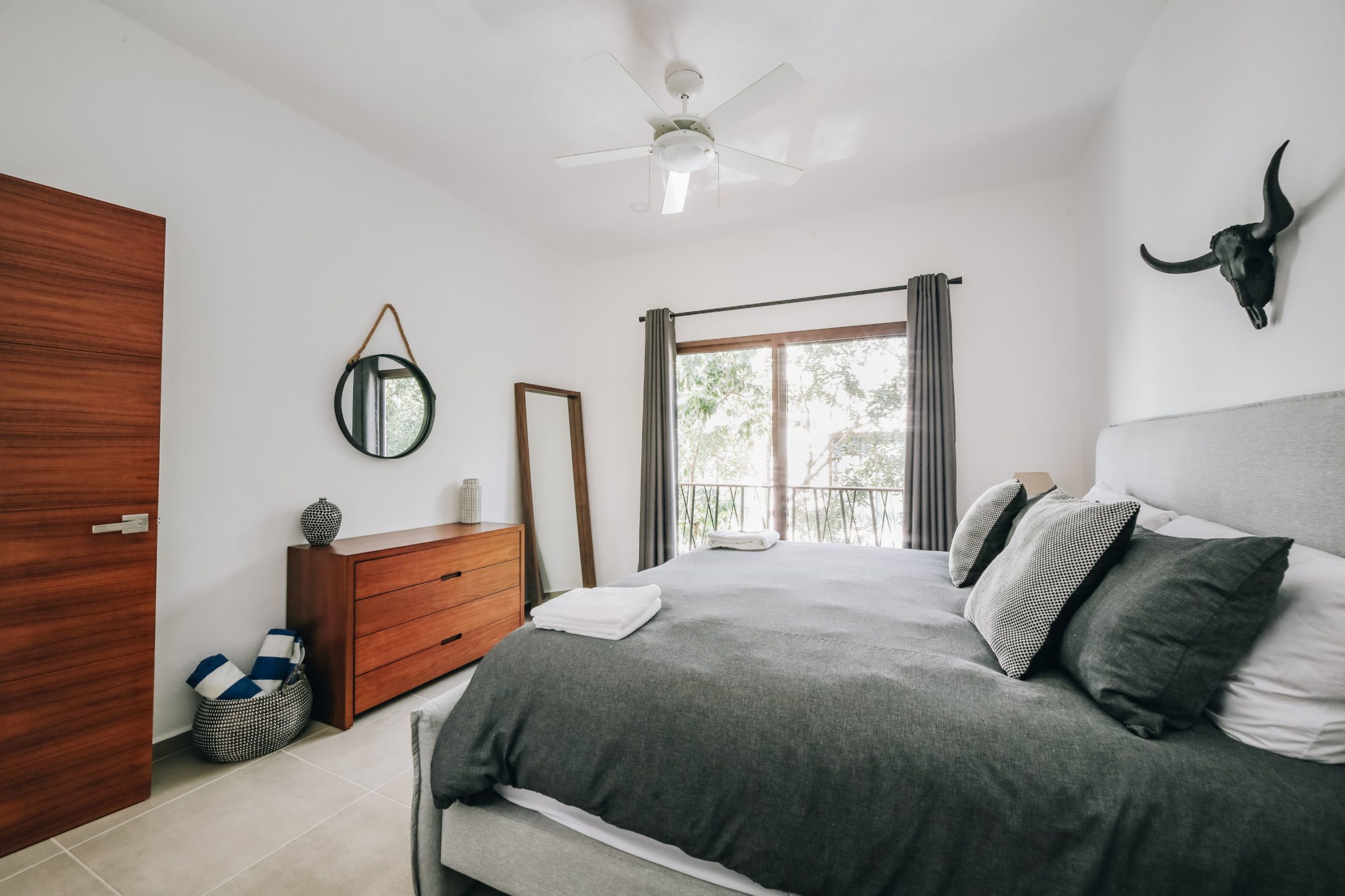 g lunata departamento en venta en tulum recámara ventana (2)
