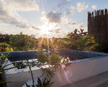 r condo hotel en tulum mexico lunata penthouse jacuzzi
