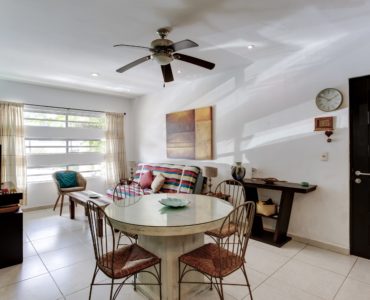g playa del carmen condos aquaterra comedor