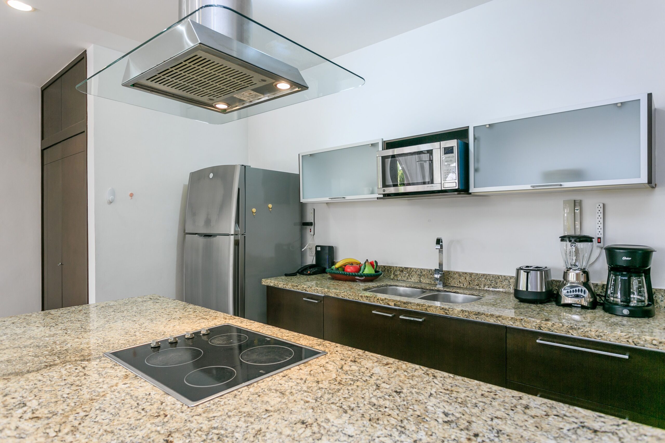 h bienes raices playacar akoya cocina equipada