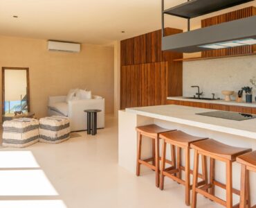 departamentos en venta en bacalar aldea mayab cocina con sala y barra para comer