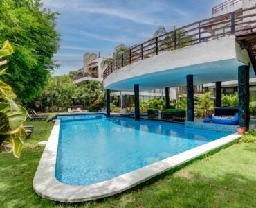 r playacar condos for sale akoya pool