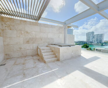 real estate puerto cantun alba rooftop jacuzzi