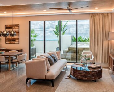 real estate in puerto morelos soulam table dining room and living room