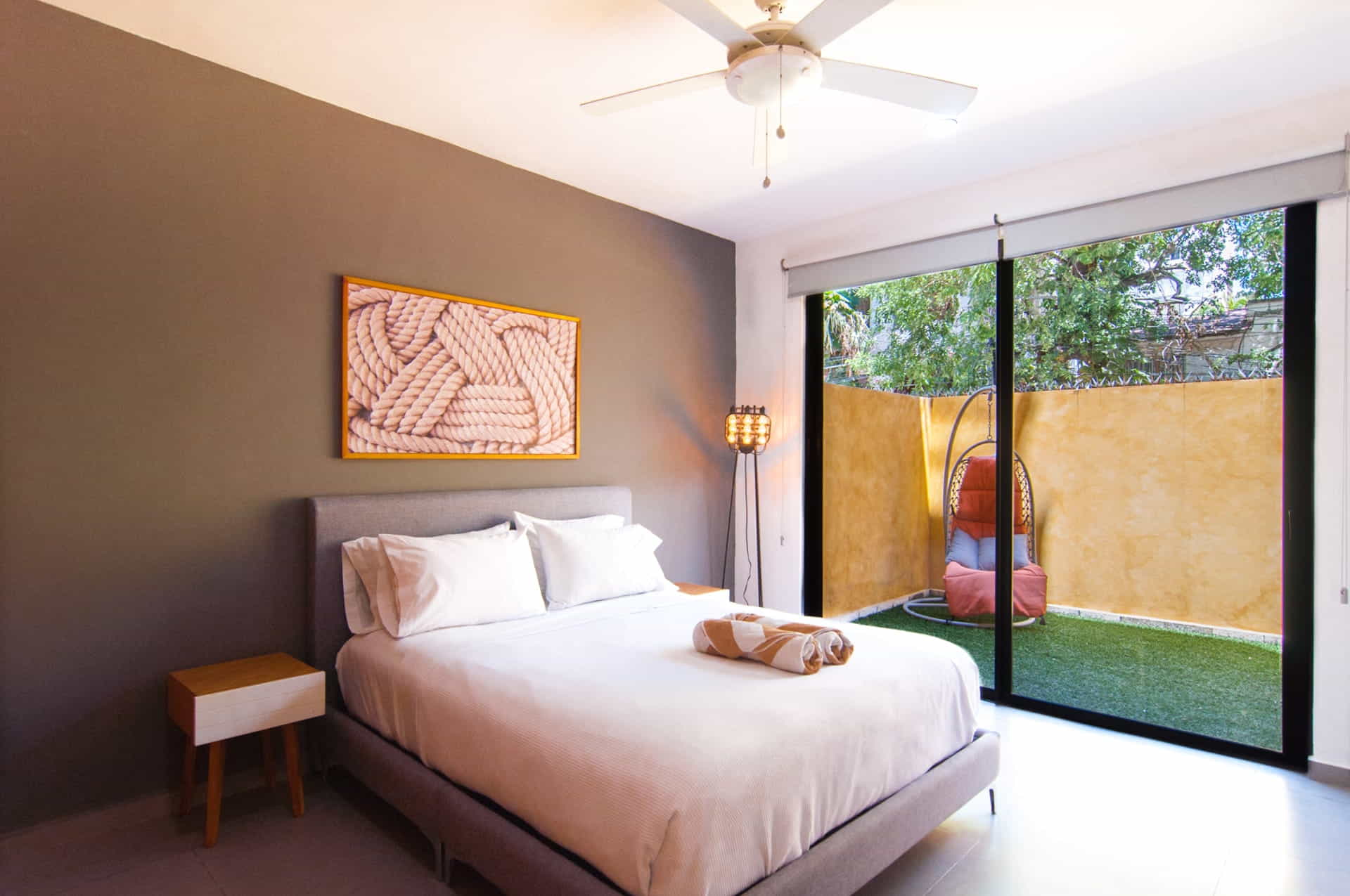 two bedroom ground floor condo in playa del carmen lunada master bedroom