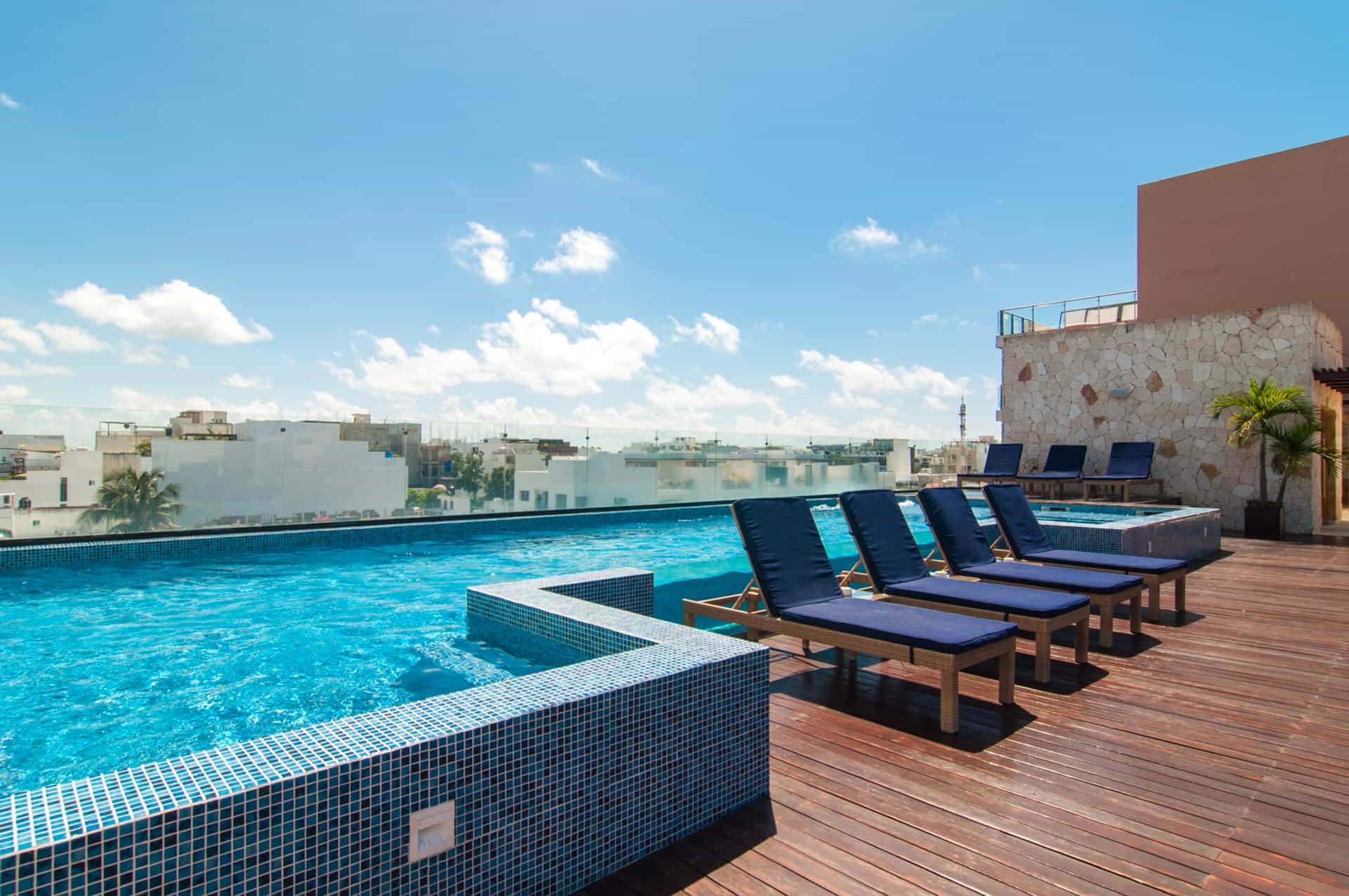 two bedroom ground floor condo in playa del carmen lunada sky pool