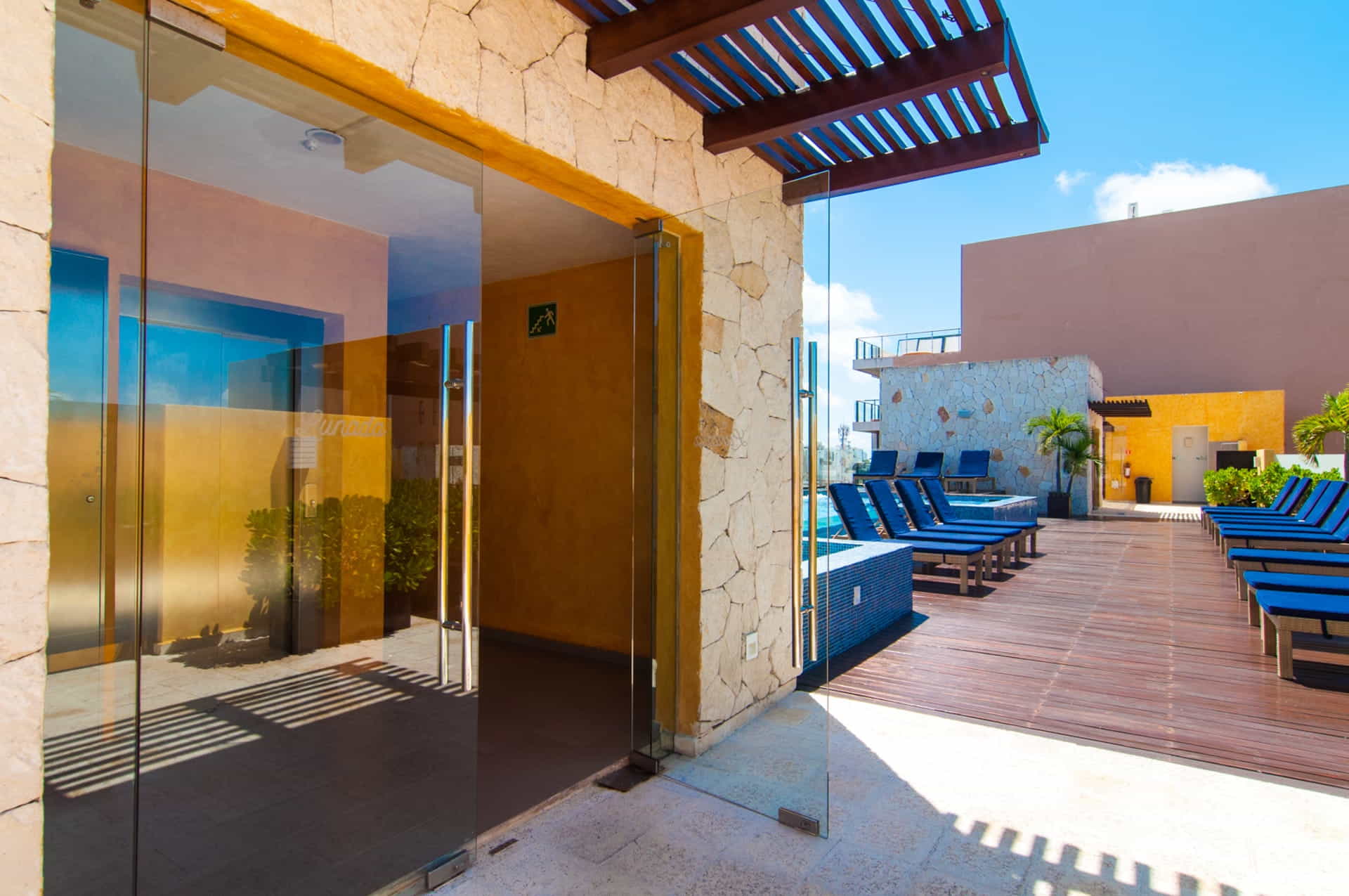 two bedroom ground floor condo in playa del carmen lunada sunbeds and elevator