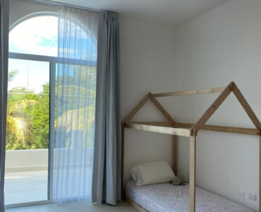 villa for sale in puerto aventuras villa miloba kids room