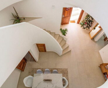 villa for sale in puerto aventuras villa miloba staircase