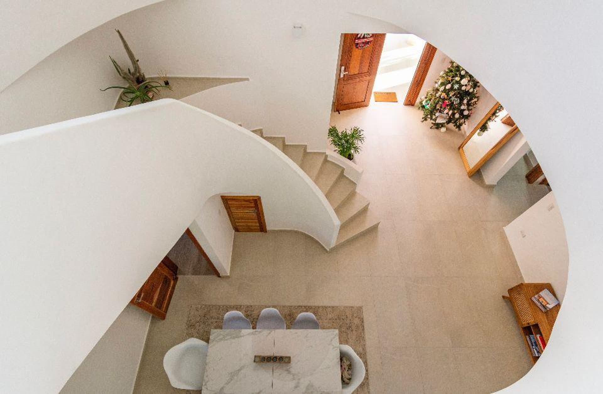 villa for sale in puerto aventuras villa miloba staircase