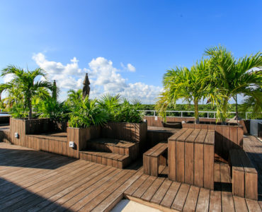zz golf course playa del carmen condos: nick price 2 bedroom rooftop seating