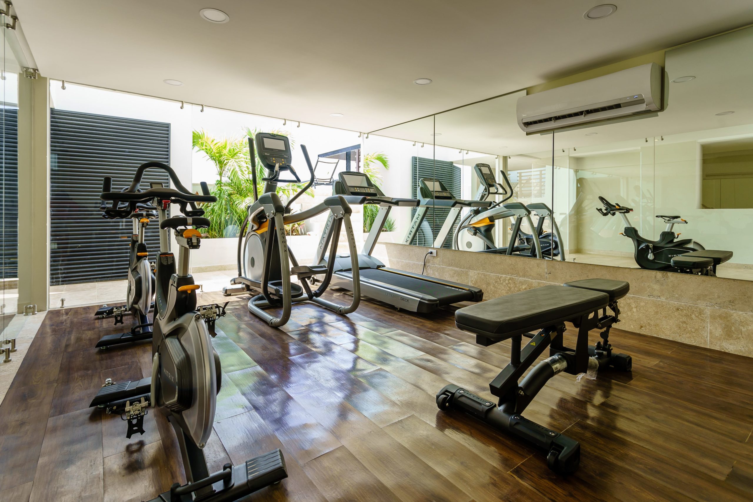 s playa del carmen condos arenis gym