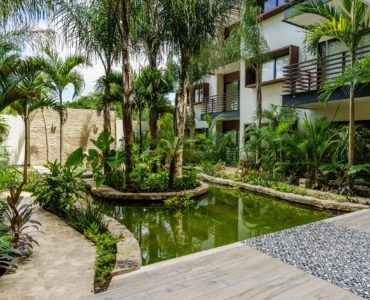 y playa del carmen condos arenis common area