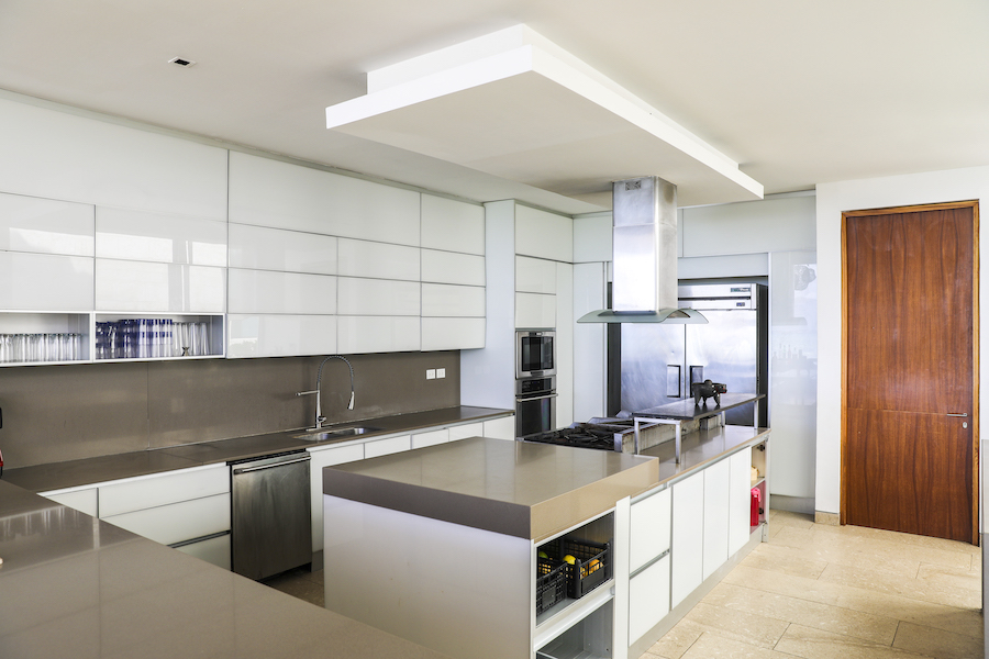 h luxury beachfront house in playacar 074 kitchen island
