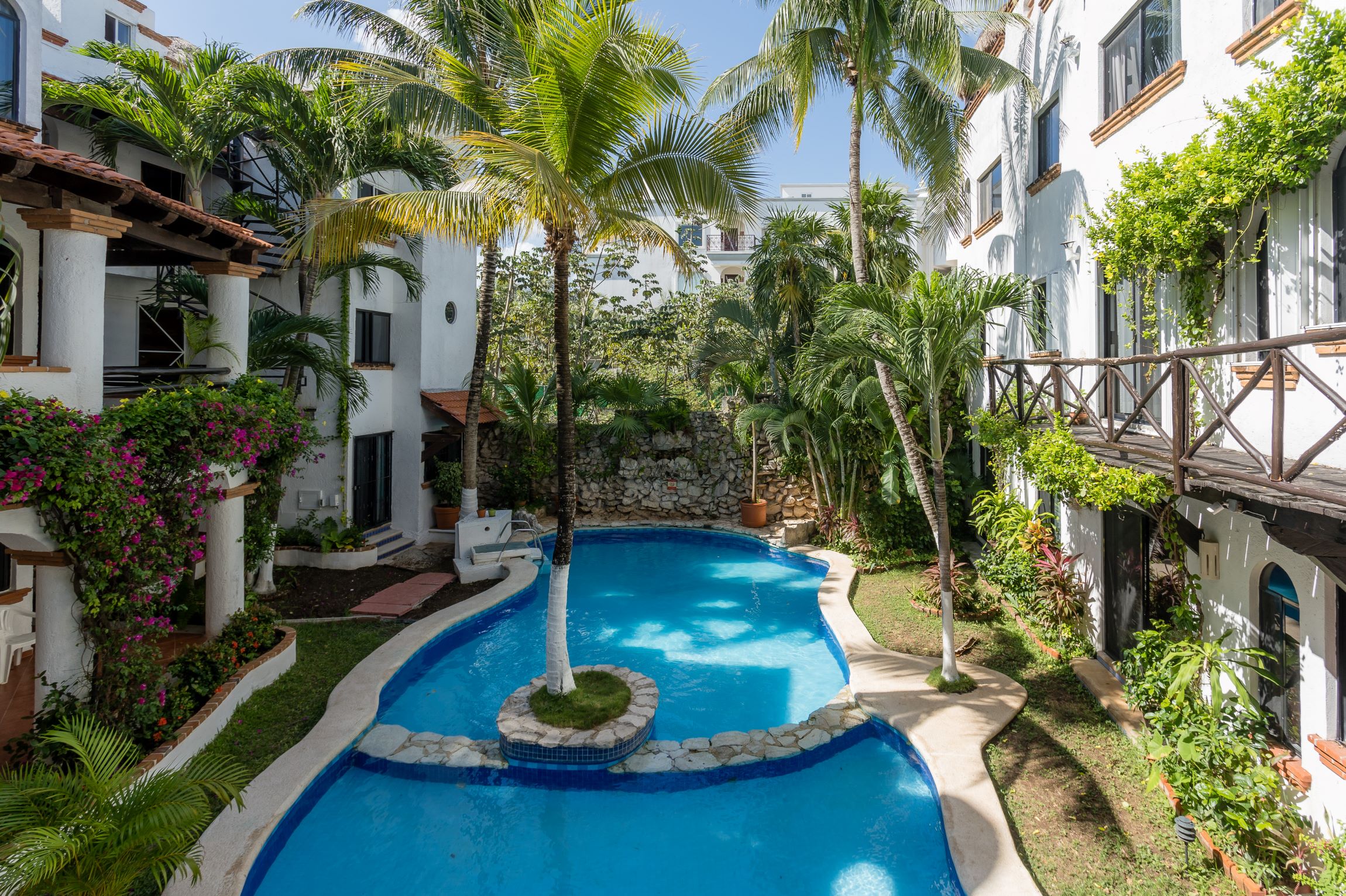 s apartments for sale in playa del carmen hacienda san josé common area pool