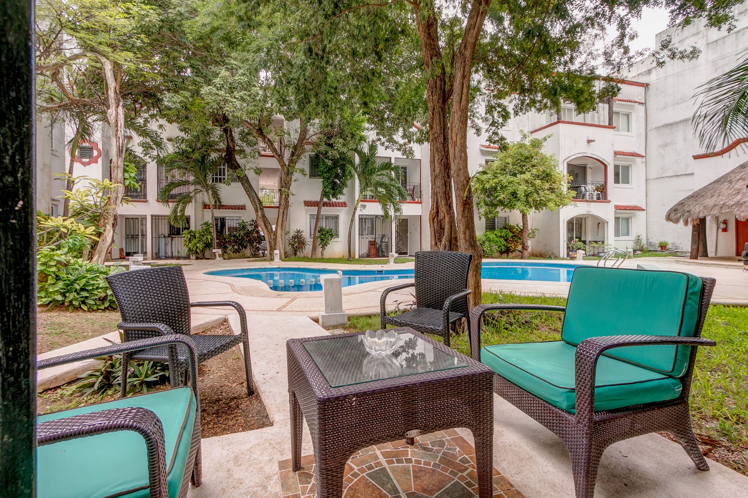 p apartment for sale in playacar gaviotas patio to common area