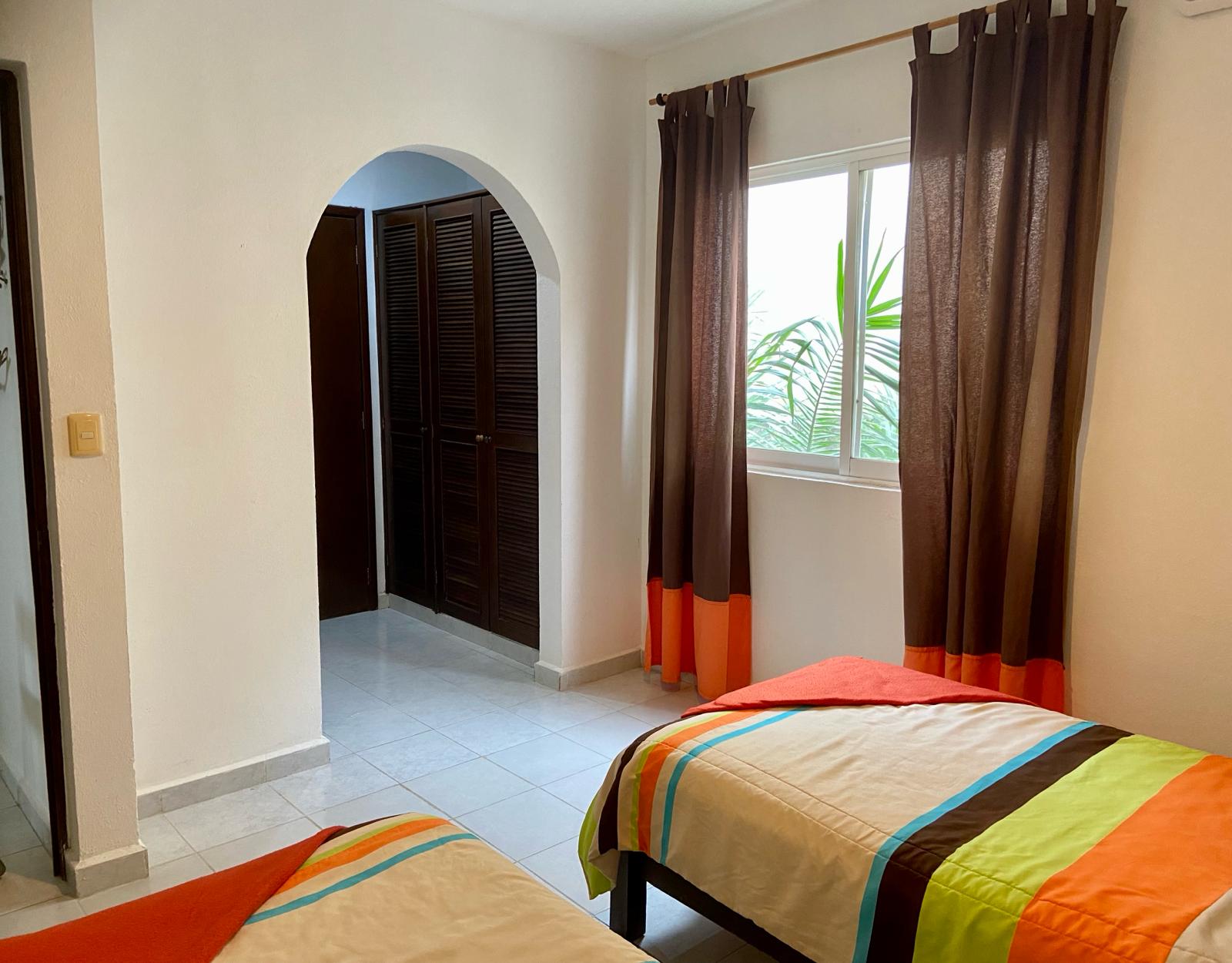 h playa del carmen real estate condo gaviotas 2first floor guest´s bedroom closet