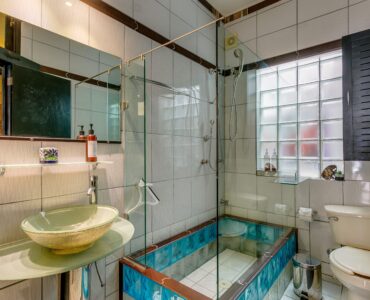 m apartment for sale in playa del carmen hacienda san josé bathroom and shower