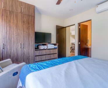 h playa del carmen mexico real estate penthouse arenis master bedroom closet