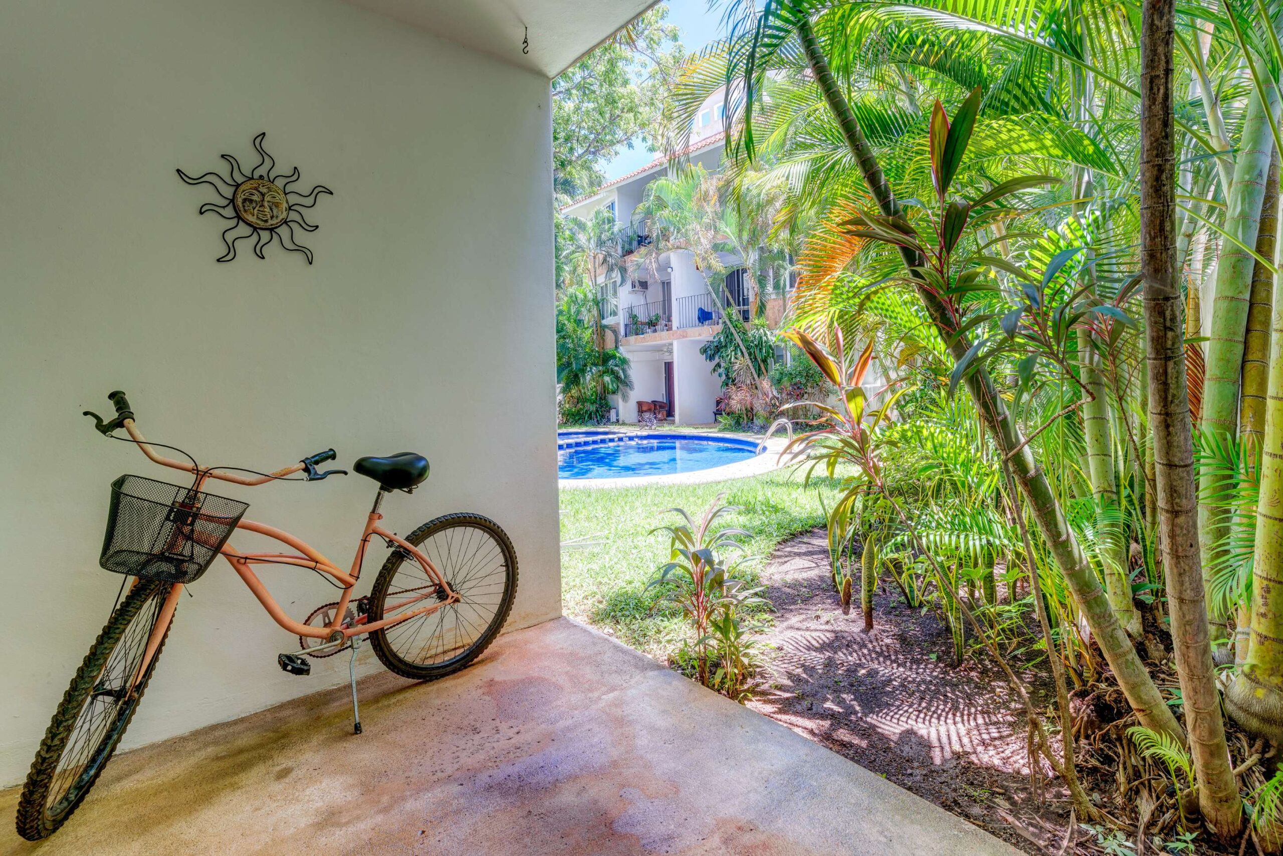 c real estate playacar playa del carmen la concha condo terrace to common area