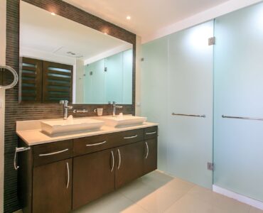 exclusive 2 bedroom condo for sale in mareazul playa del carmen bathroom