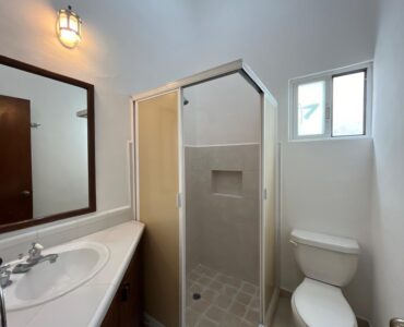 two bedroom condo at la concha playacar bathroom