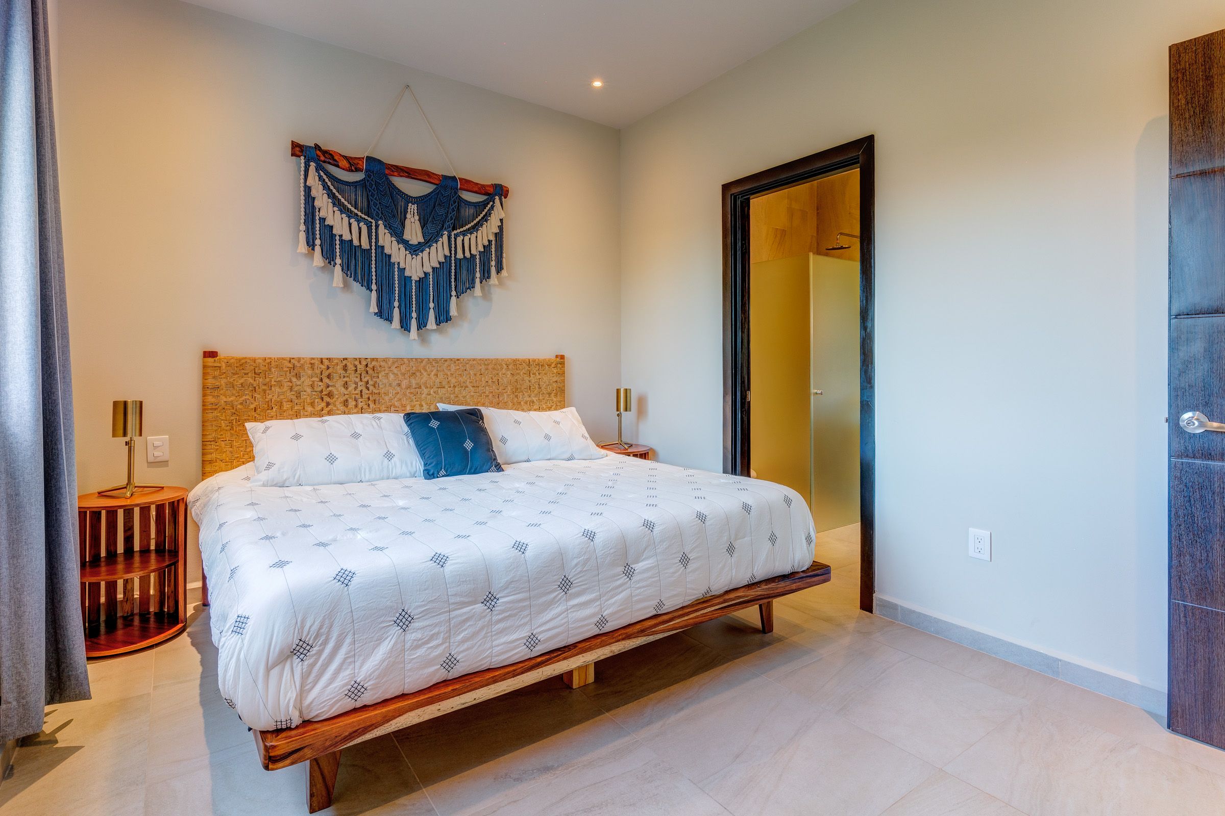 spacious 3 bedroom fully furnished condo in selvanova residencial coto 11 playa del carmen master bedroom