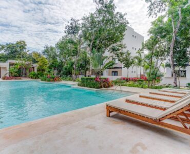 spacious 3 bedroom fully furnished condo in selvanova residencial coto 11 playa del carmen swimming pool