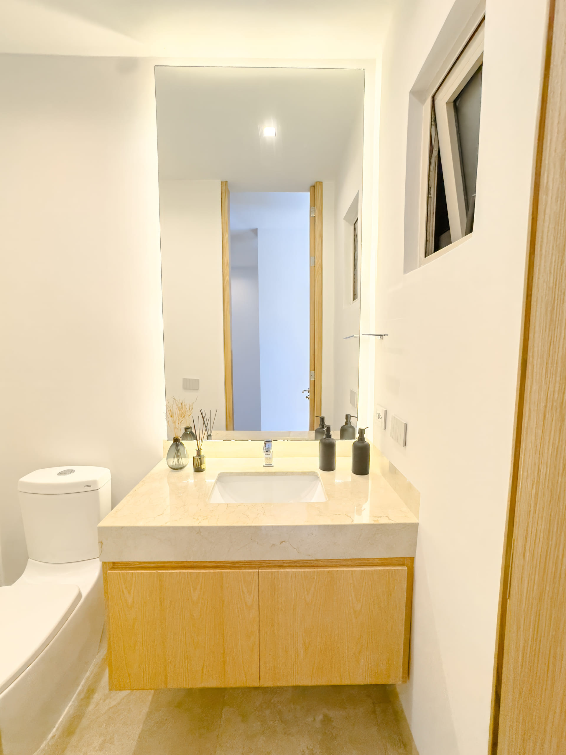 real estate puerto cantun alba bathroom