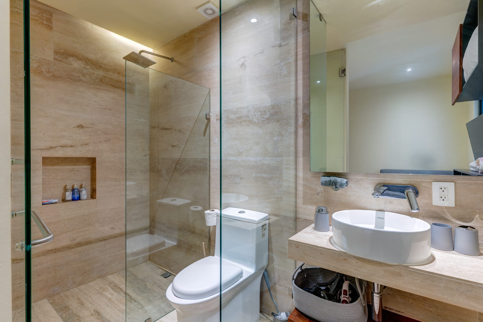 condo for sale in playa del carmen ceren two bedroom lockoff bathroom