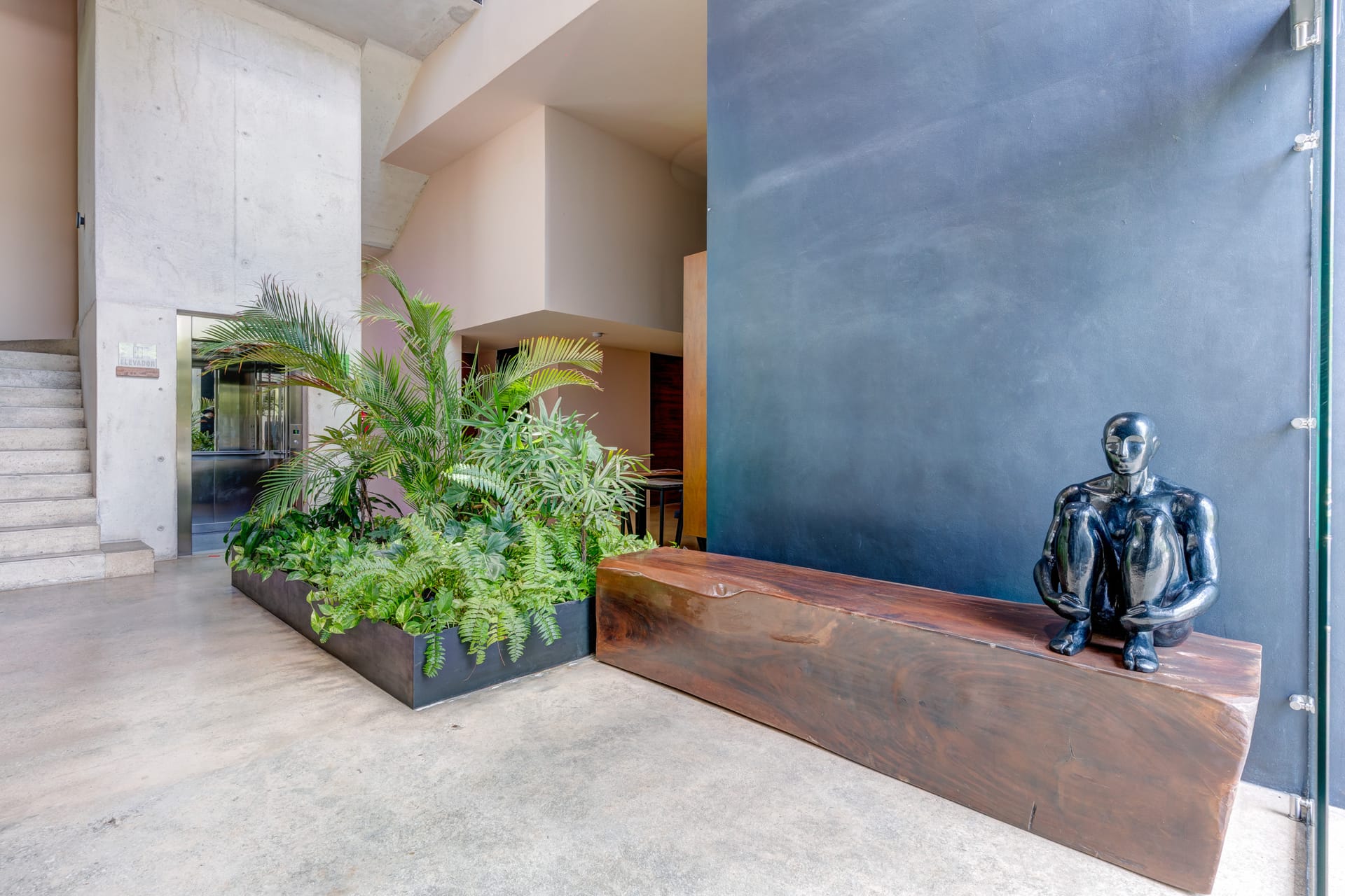 condo for sale in playa del carmen ceren two bedroom lockoff entrance