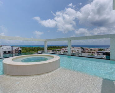 condo for sale in playa del carmen ceren two bedroom lockoff pool and jacuzzi