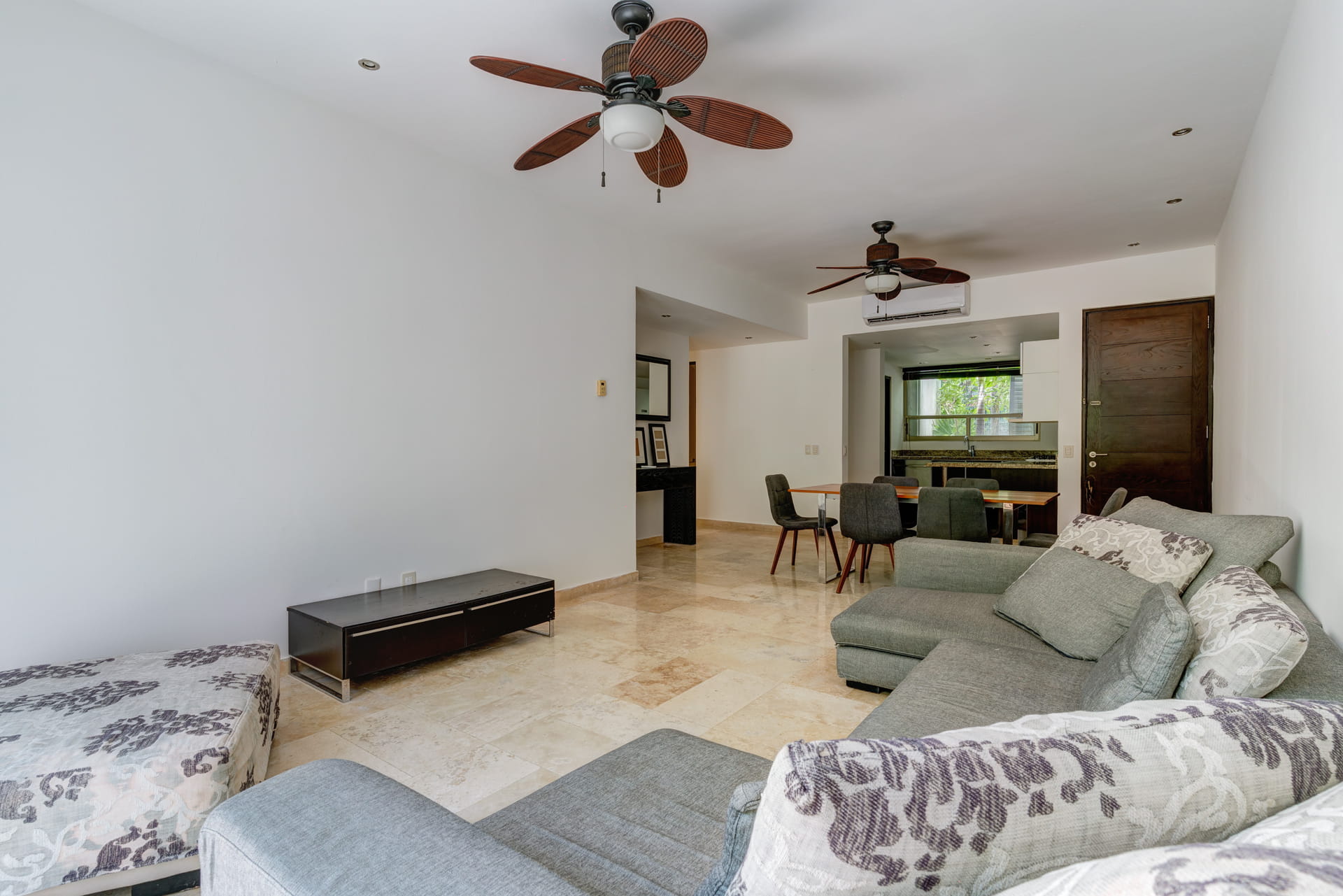 rincon del mar 3 bedroom house in playacar living social area