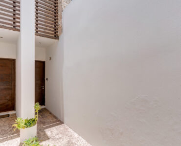 rincon del mar 3 bedroom house in playacar parking