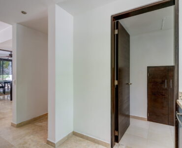 rincon del mar 3 bedroom house in playacar service room
