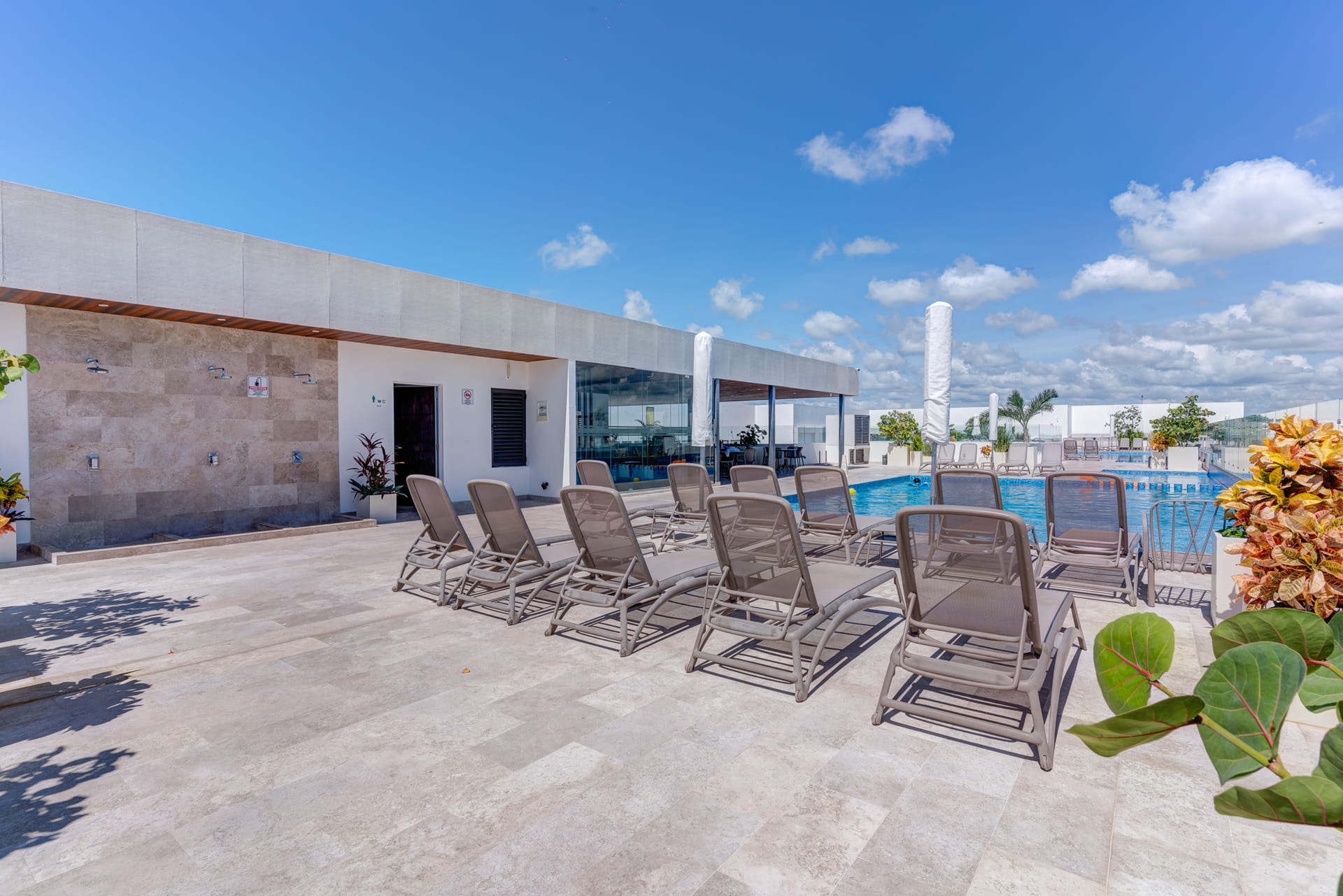 condo for sale in playa del carmen one bedroom condo ipana c208 swimming pool with sunbeds