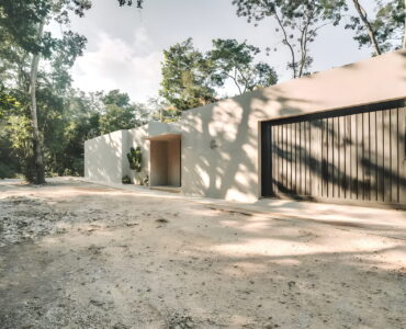 villa for sale in tulum surena entrance